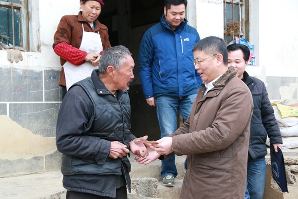 IMG_2555.jpg IMG_2555.jpg